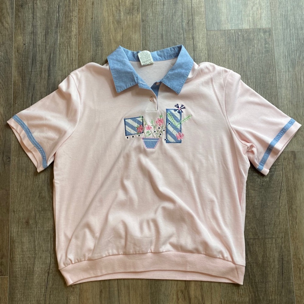 Nikki Vintage Pink Embroidered Floral Polo Shirt XL Short Sleeve Banded Hem
